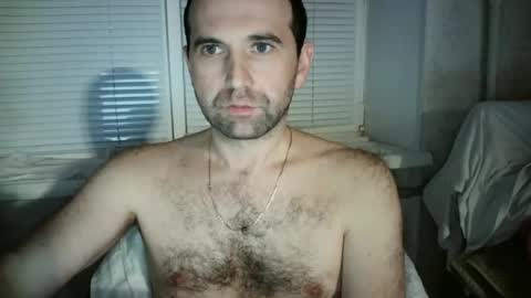 nikolas_vaz online show from January 5, 8:42 pm