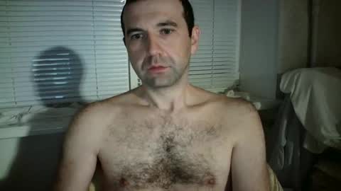 nikolas_vaz online show from October 21, 8:55 pm