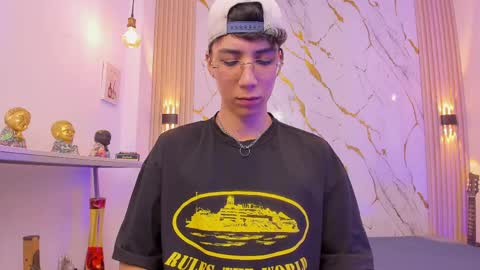    online show from April 6, 4:46 am