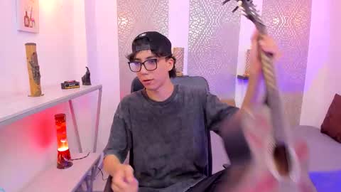 Snapshot of nikolay_gregori chatting on October 20, 5:00 am online show from October 20, 5:00 am