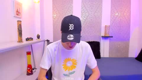    online show from November 7, 4:38 am