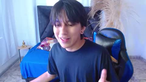 Niko online show from March 13, 2:24 pm