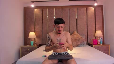 Niko Stone online show from March 1, 5:07 am