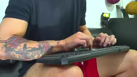 Nicolas Muscle online show from January 10, 4:01 am