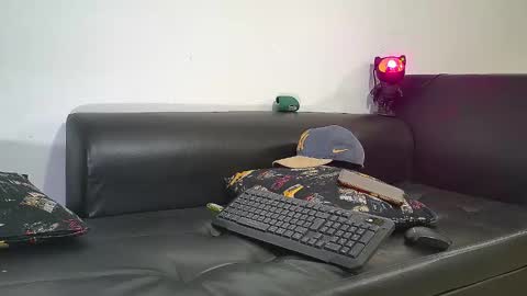 Nicolas Muscle online show from January 21, 6:01 am