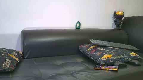 Nicolas Muscle online show from February 20, 4:18 am