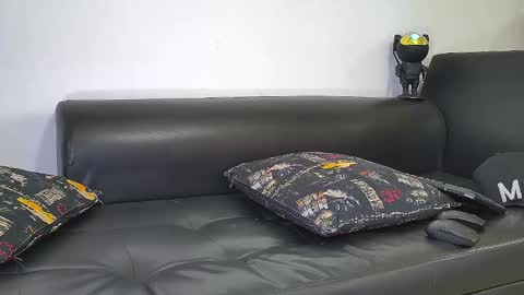 Nicolas Muscle online show from February 18, 3:43 pm