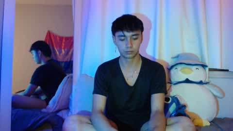 Snapshot of noah_blaze chatting on October 18, 12:04 am Noah Blaze online show from October 18, 12:04 am