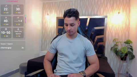 Noah online show from April 8, 5:43 pm