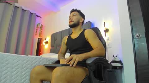 NOAH online show from January 10, 3:44 am