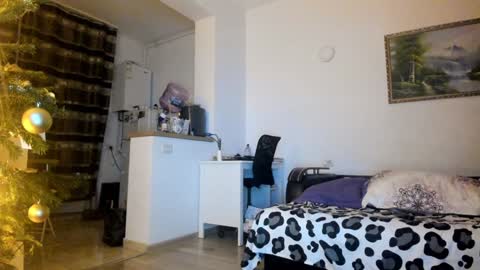 Noah online show from December 22, 7:31 pm