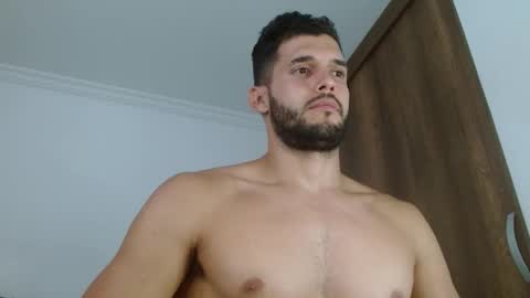 Noah online show from September 25, 3:33 pm