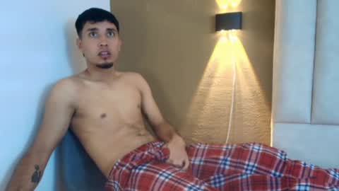 noah online show from April 10, 9:11 pm