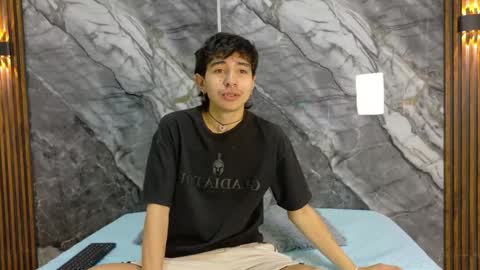    online show from May 24, 11:05 am