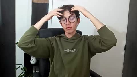 Norehg online show from November 30, 5:04 pm