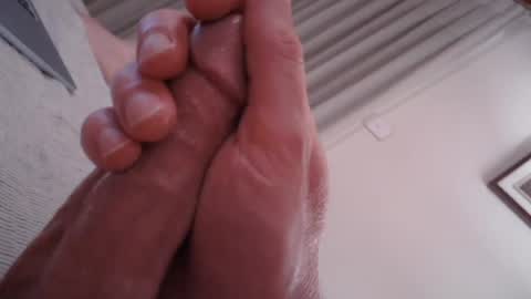 notsleeping1 online show from July 2, 1:06 pm
