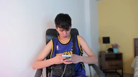 Snapshot of novaybrian chatting on December 30, 4:31 am NovayBrian online show from December 30, 4:31 am