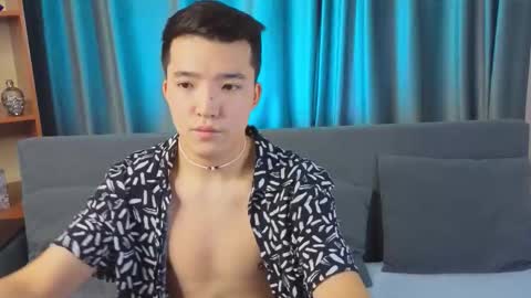 Snapshot of nudetension chatting on September 10, 7:18 am Maks online show from September 10, 7:18 am