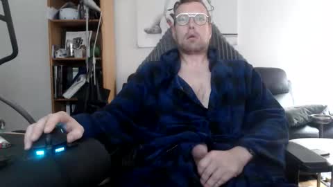 nursefan online show from October 12, 8:30 am