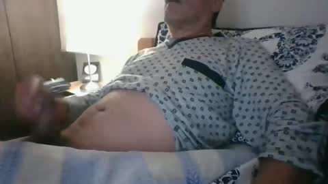 ocorrea online show from December 11, 3:37 am