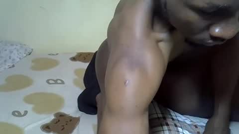 officialbabes if online show from December 21, 7:05 am