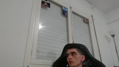 Snapshot of ofsolovicio chatting on October 22, 6:10 pm ofsolovicio online show from October 22, 6:10 pm