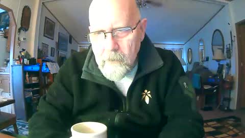 Maximus No Mo online show from December 14, 1:18 pm