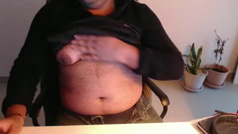 Chubby Gary online show from December 6, 1:55 pm