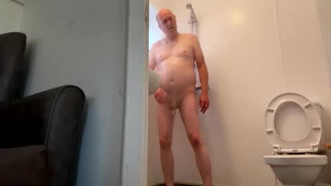 oiljames167 online show from October 12, 7:35 am