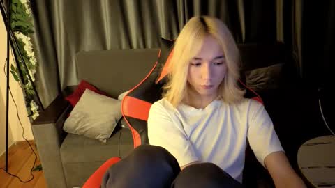 Ami online show from January 10, 2:32 pm