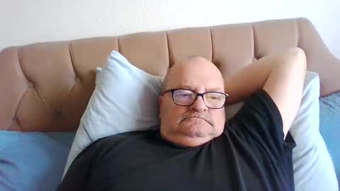 old_fkr online show from January 15, 9:13 am