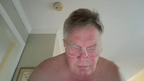 olderbutgooder online show from November 12, 1:39 pm