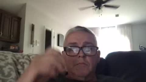 OldrM online show from April 24, 6:32 pm