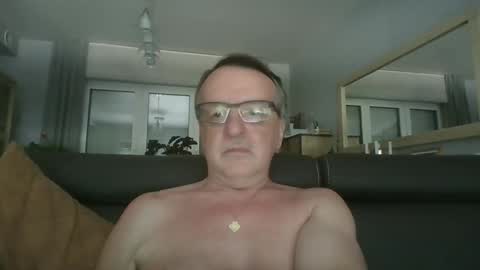 oldtimer160162493 online show from May 25, 12:11 pm