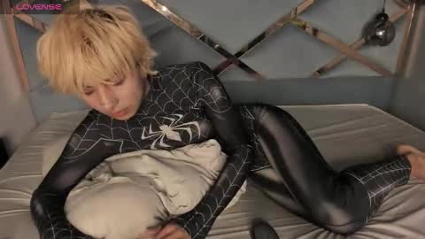 oliiverr22 online show from November 13, 10:03 pm