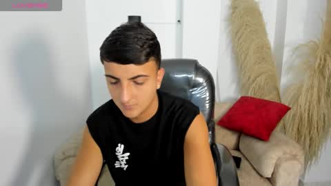 OLIVER online show from February 7, 12:23 pm