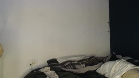 oliver_laid_2023 online show from December 7, 1:58 am