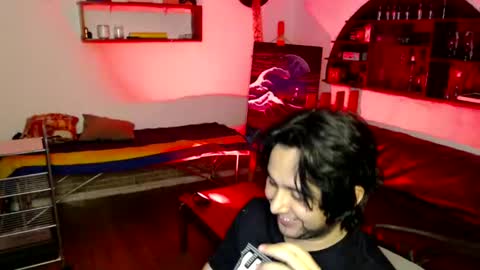 oliver_laid_2023 online show from October 18, 7:13 am