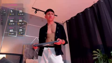 oliver mr  online show from November 30, 9:39 pm