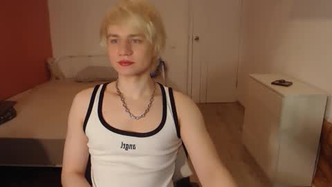 Oliver online show from February 8, 2:06 am