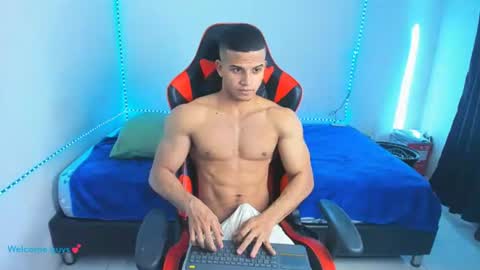 oliver thompsson online show from July 16, 1:29 pm