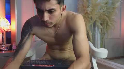 Oliver bennet online show from November 13, 2:38 am