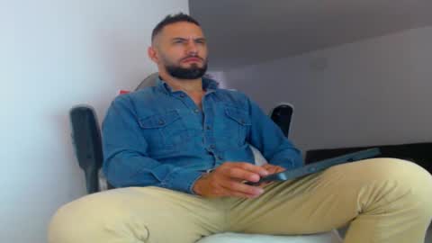 oliver online show from September 27, 6:17 pm