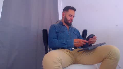 oliver online show from January 17, 5:53 pm