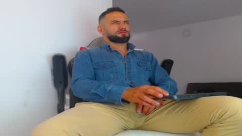 oliver online show from September 26, 5:54 pm