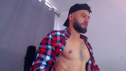 oliver online show from February 11, 6:01 pm