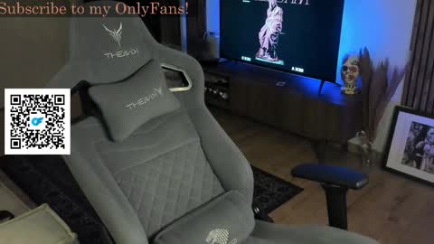 oliverrgroove online show from October 24, 3:03 pm