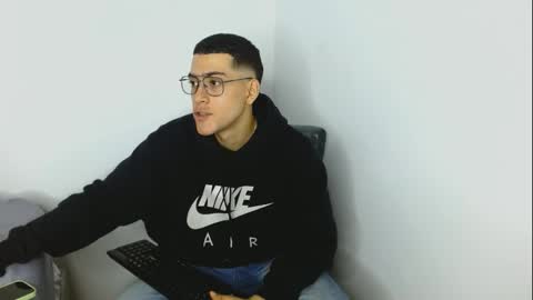 oliver saint online show from March 12, 11:23 pm