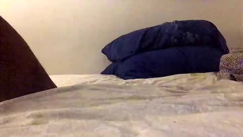 olivertwist1273 online show from March 8, 7:24 am