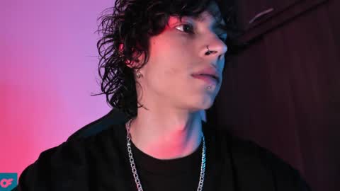     online show from December 15, 4:51 am